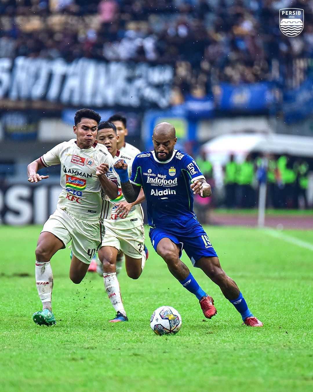 Laga Tunda Persija Jakarta vs Persib Bandung, Resmi Digelar di Bulan Ramadhan