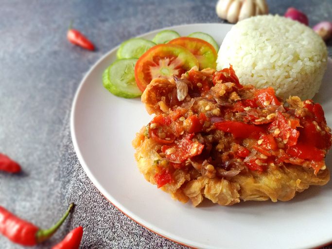 Viral Ayam Geprek di Australia! Penyajiannya Lebih Original Dibanding di Jakarta?