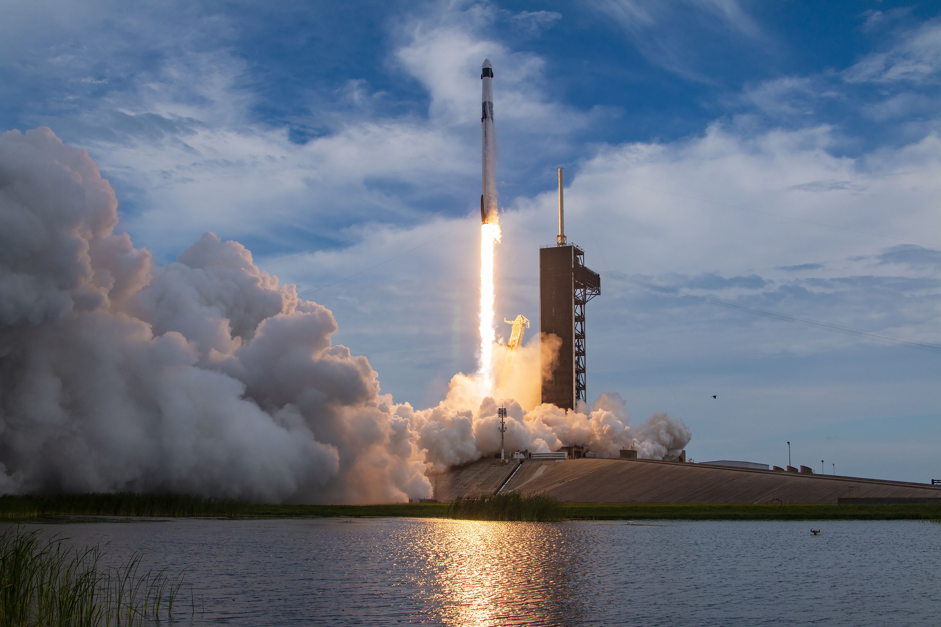 SpaceX Menandai Penerbangan Luar Angkasa Manusia ke-10 Dragon Dengan Peluncuran Axiom Ax-2