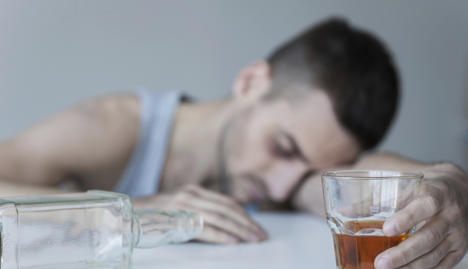 Ini Dampak Kecanduan Alkohol pada Kesehatan