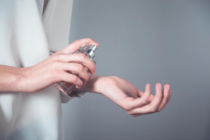Hal yang Perlu Kamu Ketahui Ketika Memakai Parfum, Sudah Tahu Belum?