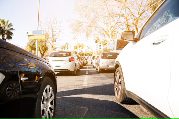 Bisa Terbakar,  Hindari Parkir Mobil di Bawah Sinar Matahari Saat Cuaca Terik