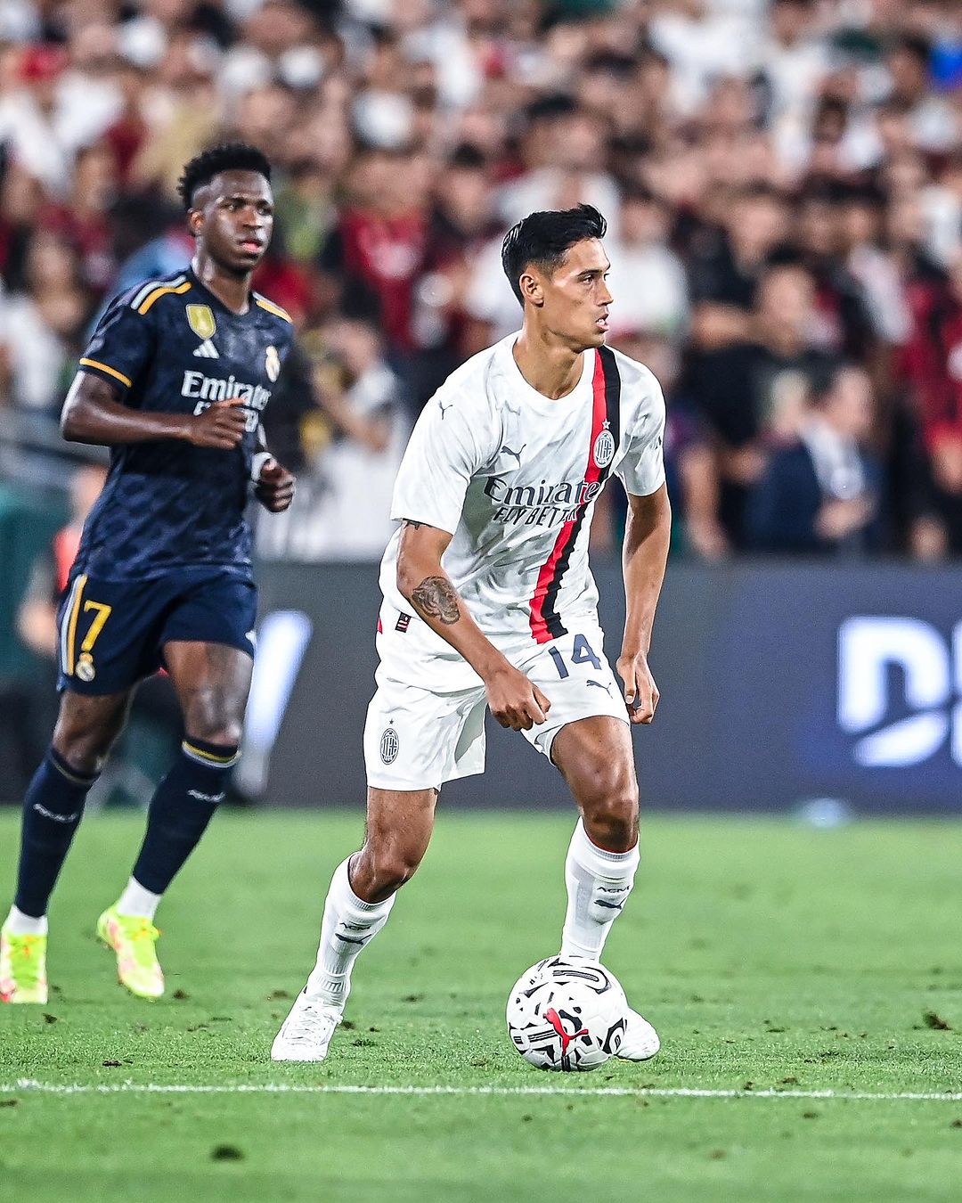 Tijjani Reijnders, Pemain Baru AC Milan Keturunan Indonesia Jalani Debut Melawan Real Madrid