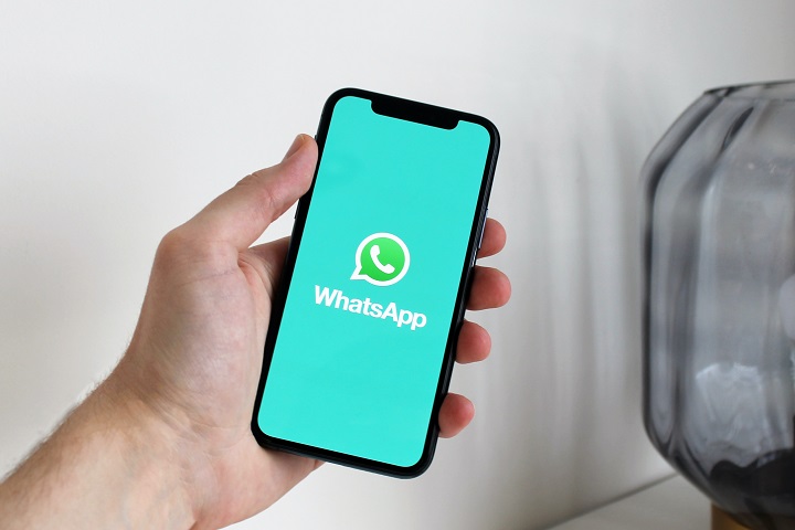 Pindahkan Riwayat Obrolan WhatsApp Kini Bisa Scan QR Code